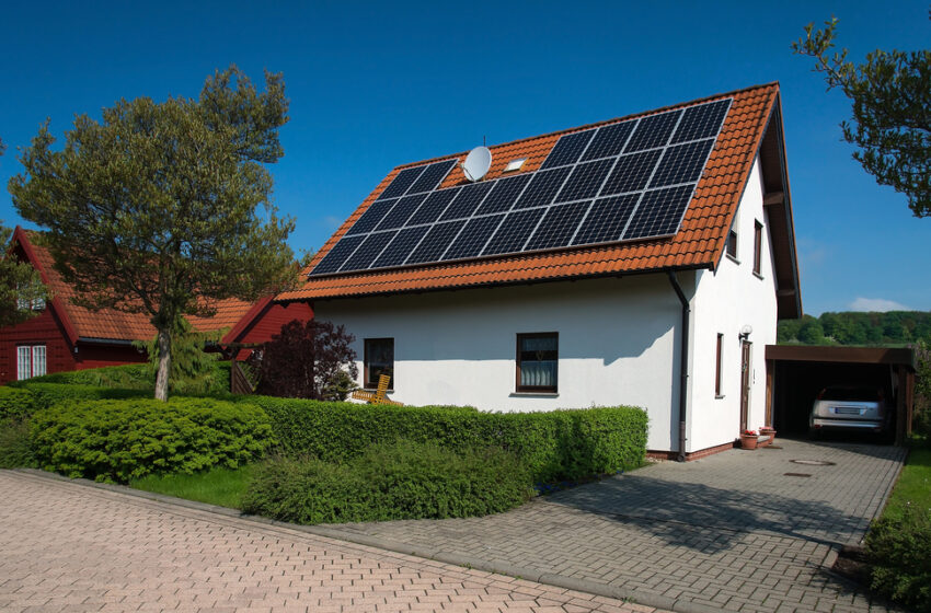 zonnepanelen op een huis (2)